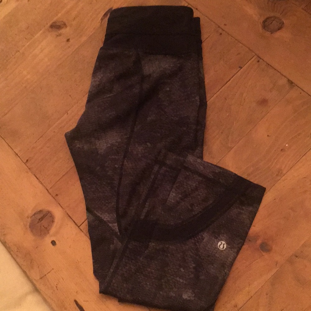 Lululemon capris